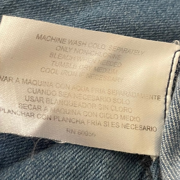 Denim Embroidered Wildflower Romantic Whimsical Floral Sleeveless Button Up Top - Picture 5 of 5